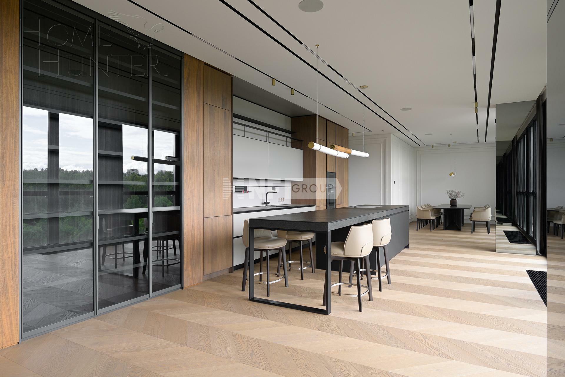 7-КОМН. ПЕНТХАУС С ОТДЕЛКОЙ 340 М² НА 7 ЭТАЖЕ