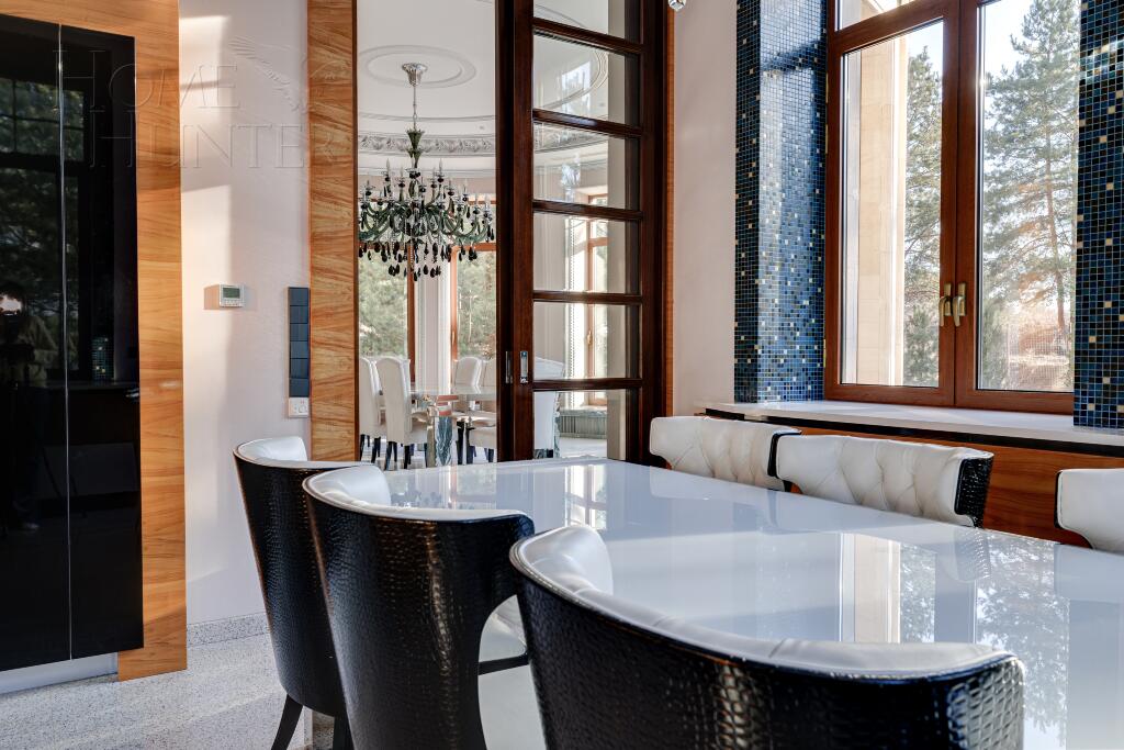 2-этажный коттедж 1 200 м² с отделкой