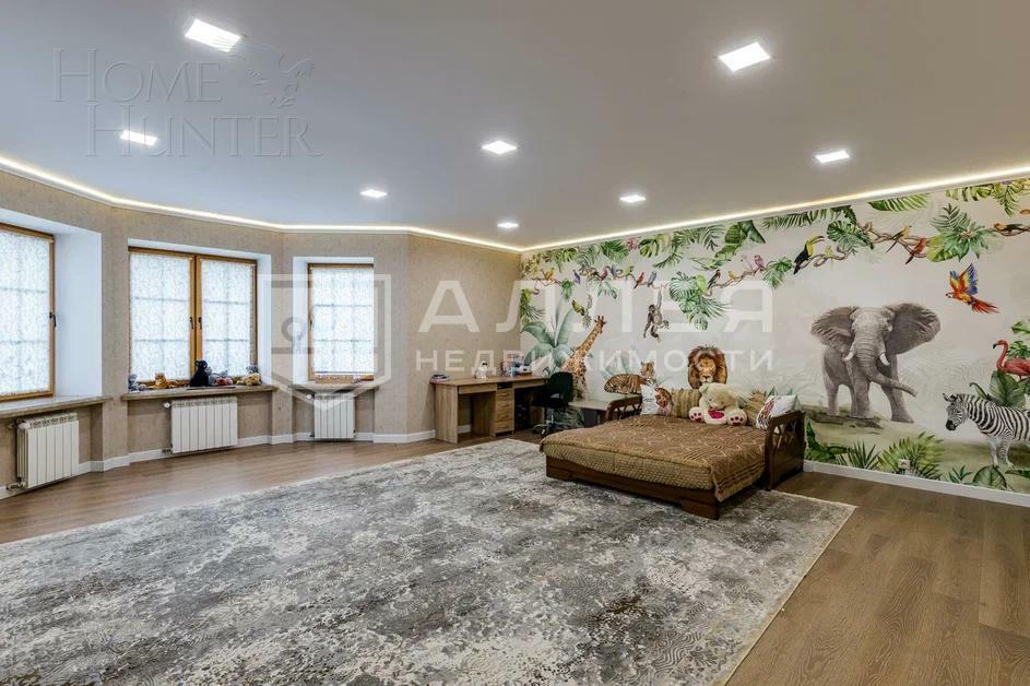 3-этажный коттедж 615 м² с отделкой
