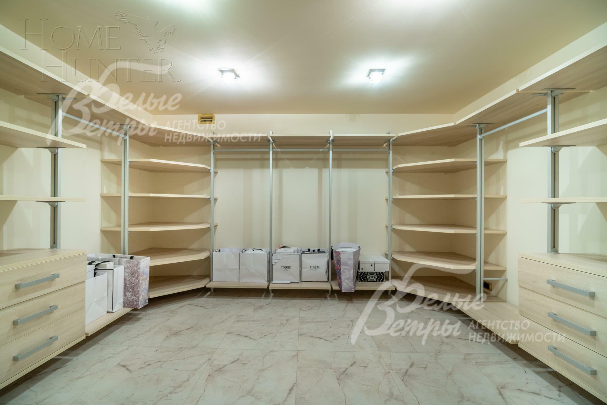 2-этажный коттедж 835 м² с отделкой