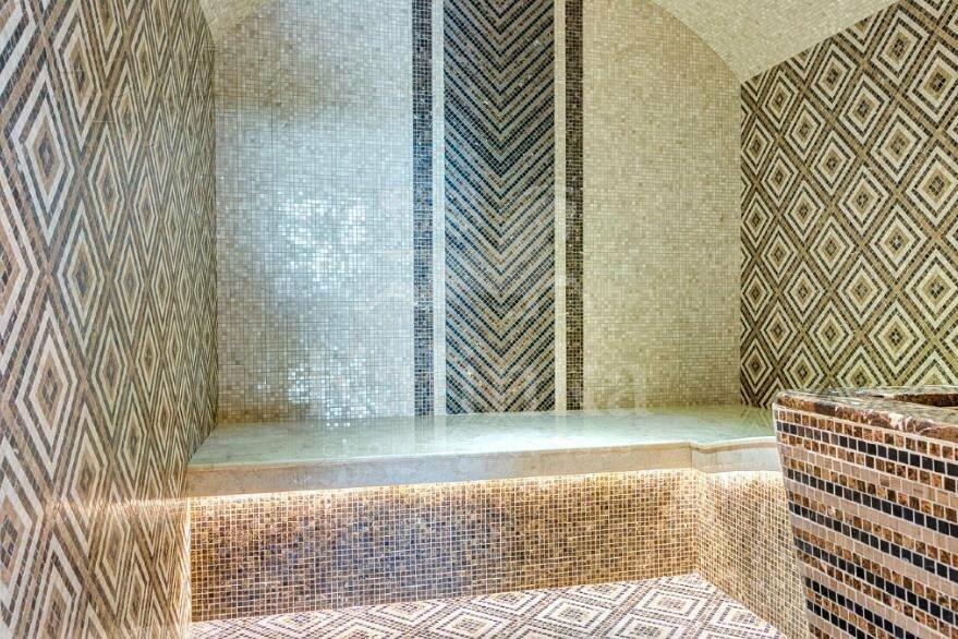 2-этажный коттедж 1 700 м² без отделки