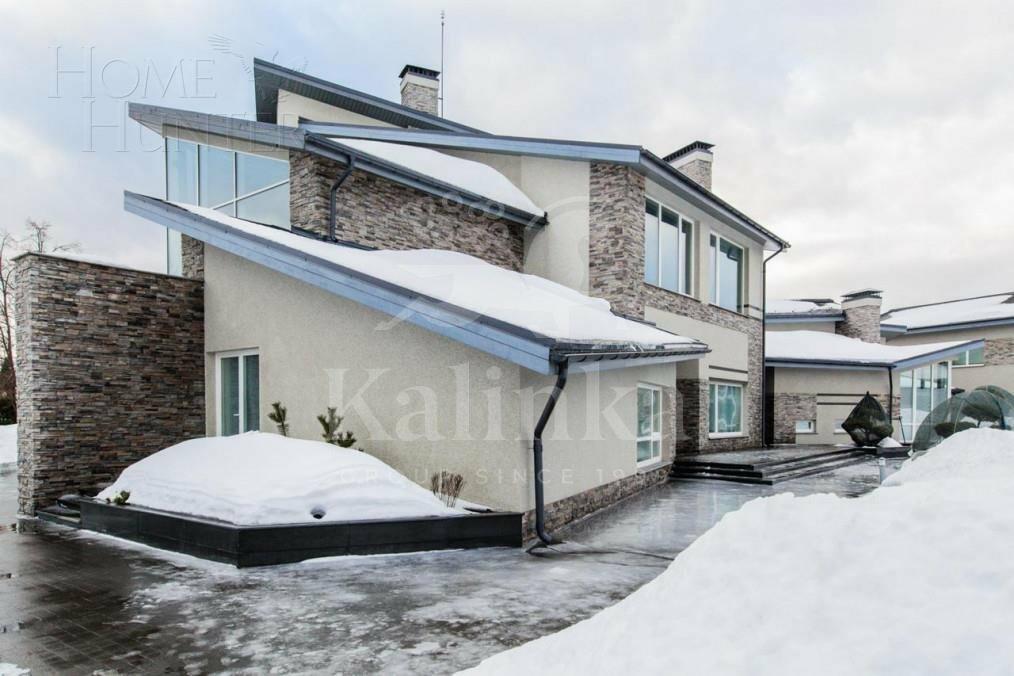 2-этажный коттедж 1 700 м² без отделки