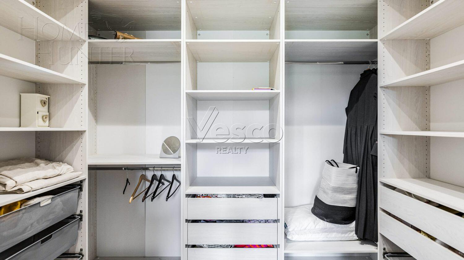 2-этажный коттедж 385 м² с отделкой