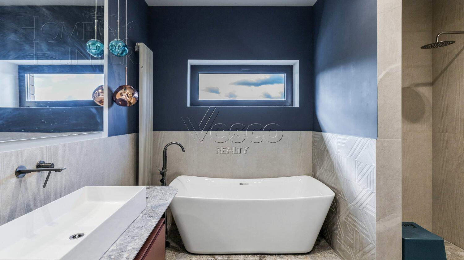 2-этажный коттедж 385 м² с отделкой