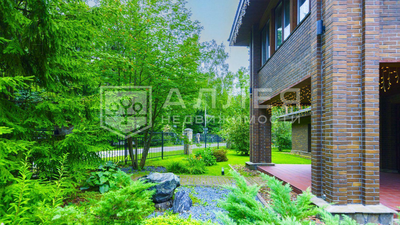 2-этажный коттедж 450 м² с отделкой