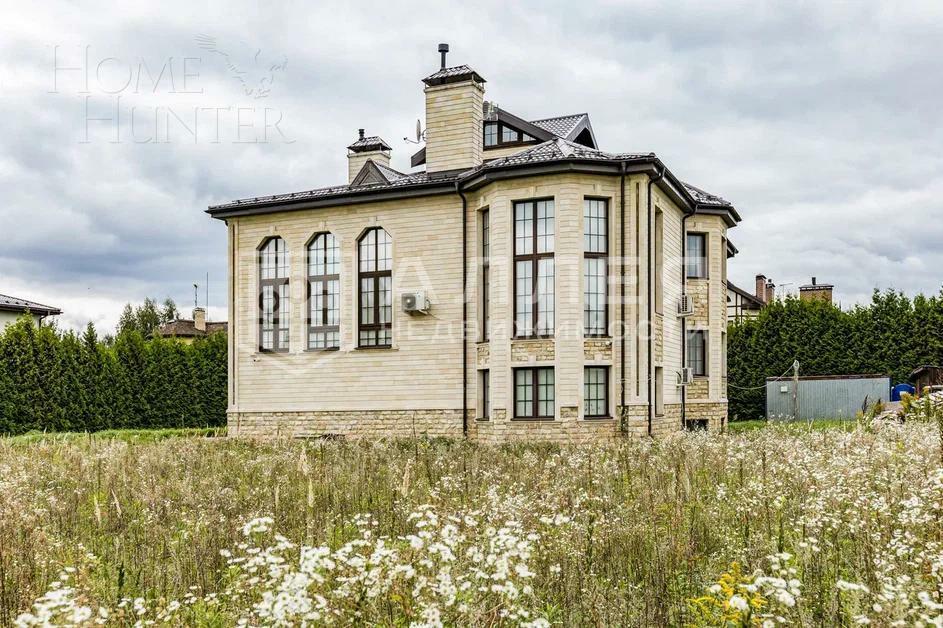 3-этажный коттедж 615 м² с отделкой
