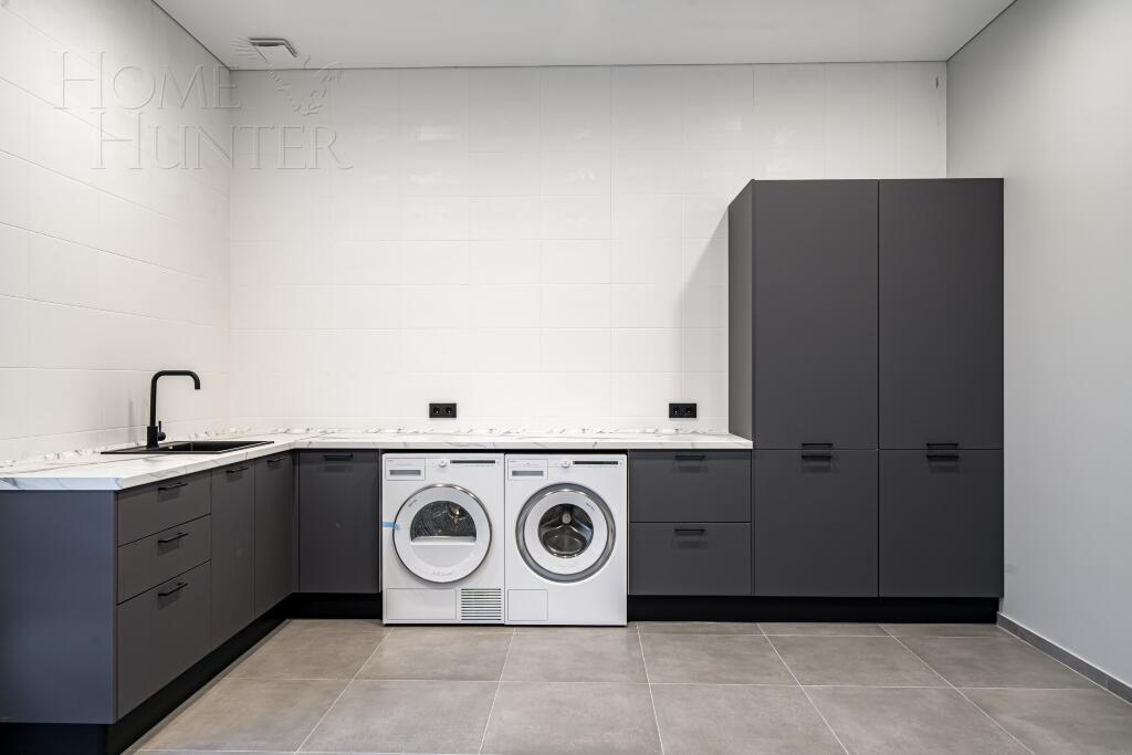 2-этажный коттедж 440 м² с отделкой
