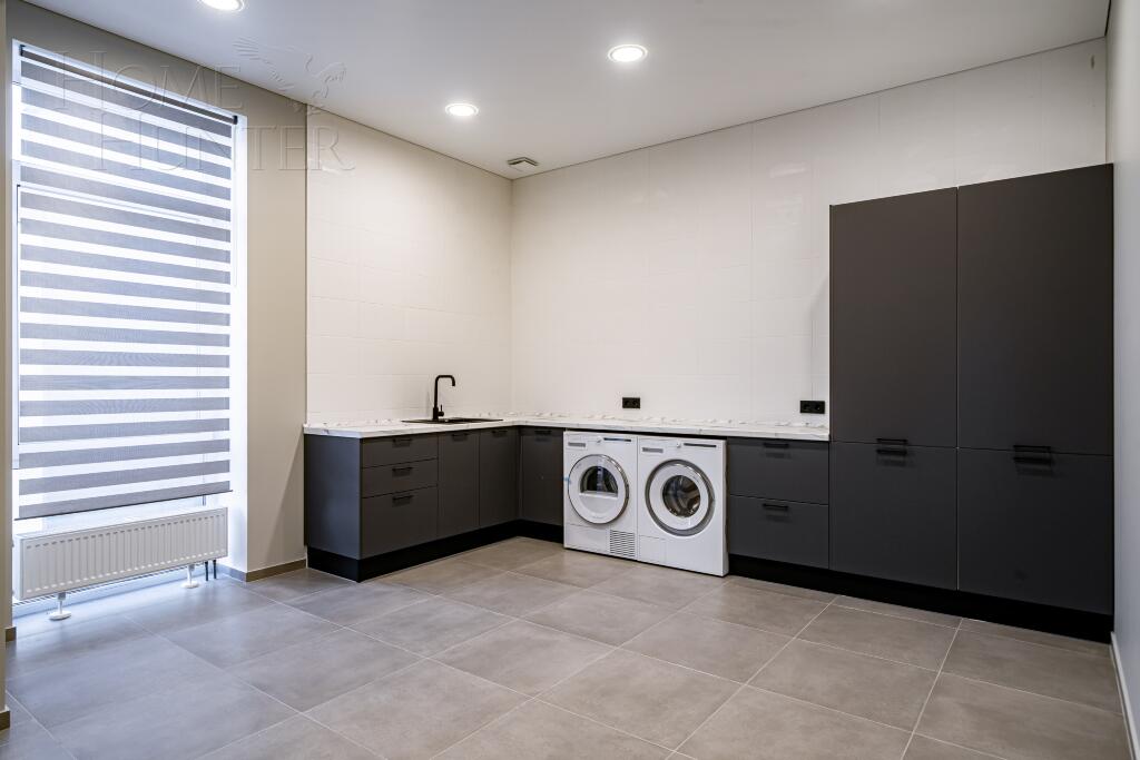 2-этажный коттедж 440 м² с отделкой