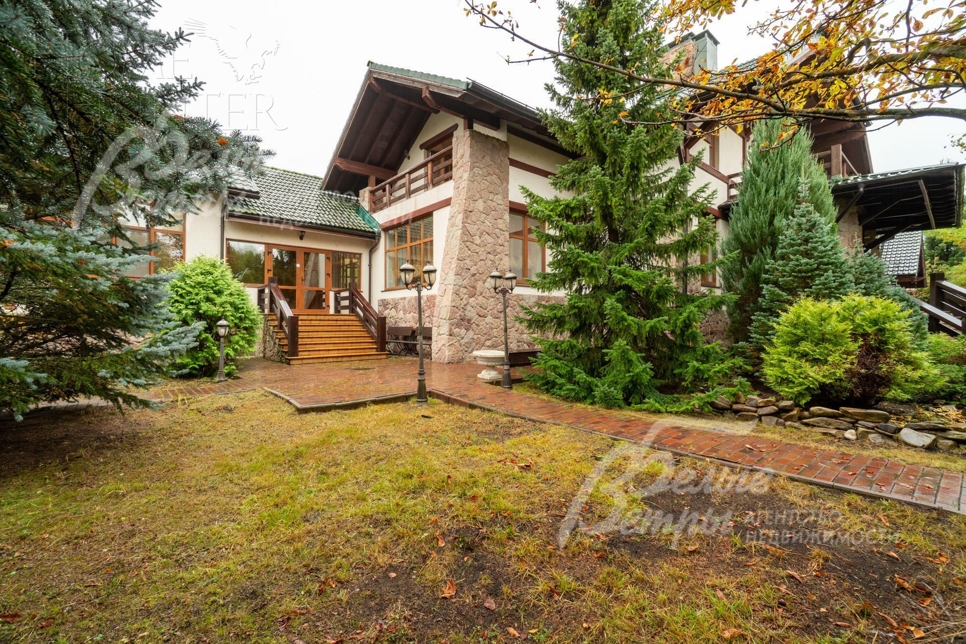 2-этажный коттедж 835 м² с отделкой