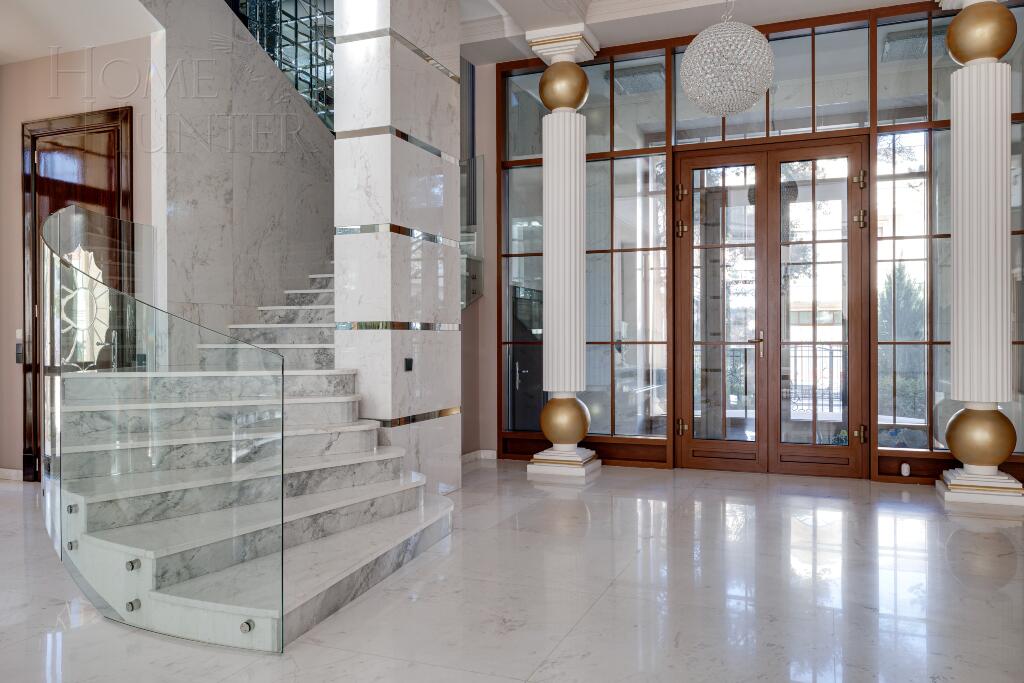 2-этажный коттедж 1 200 м² с отделкой