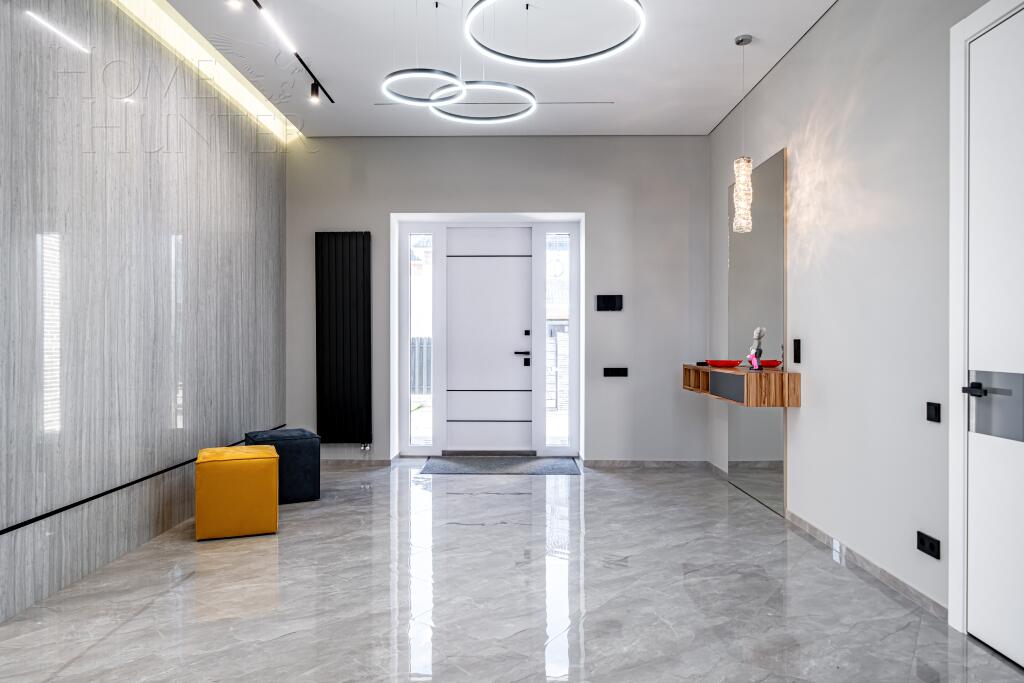 2-этажный коттедж 440 м² с отделкой