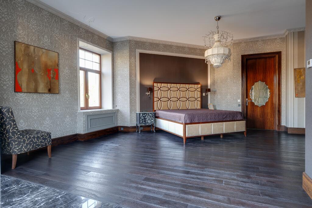 2-этажный коттедж 1 200 м² с отделкой