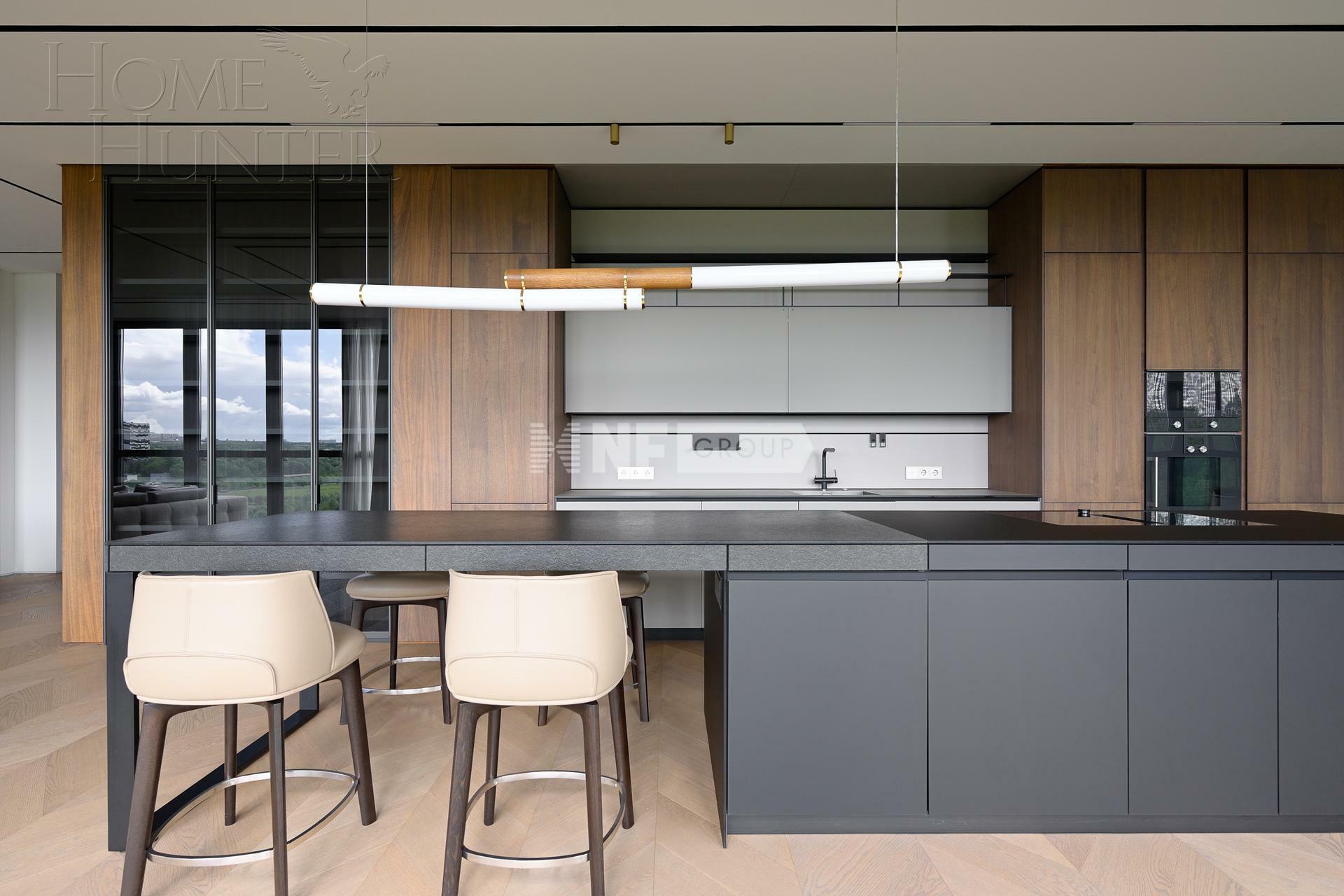 7-КОМН. ПЕНТХАУС С ОТДЕЛКОЙ 340 М² НА 7 ЭТАЖЕ