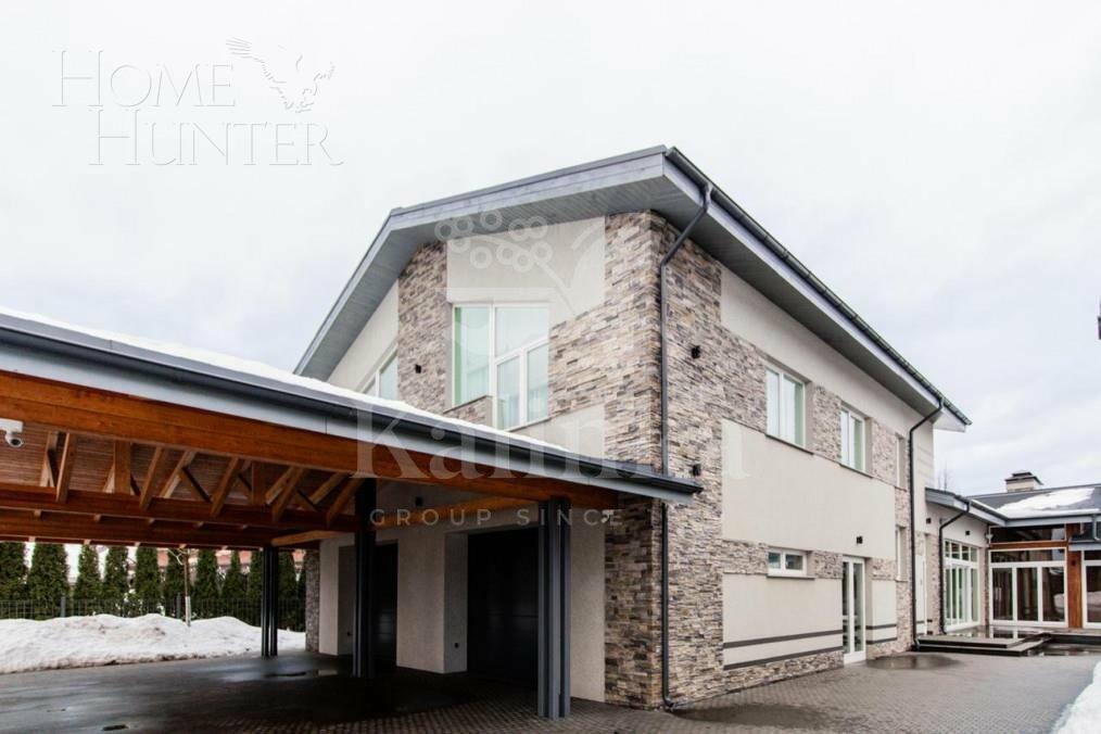 2-этажный коттедж 1 700 м² без отделки