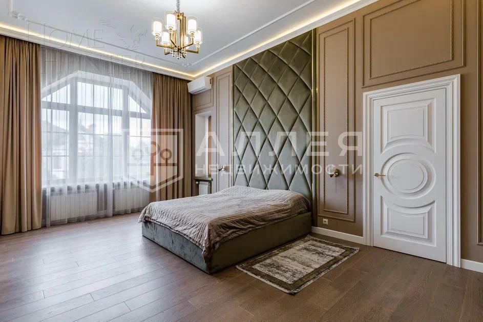 3-этажный коттедж 615 м² с отделкой