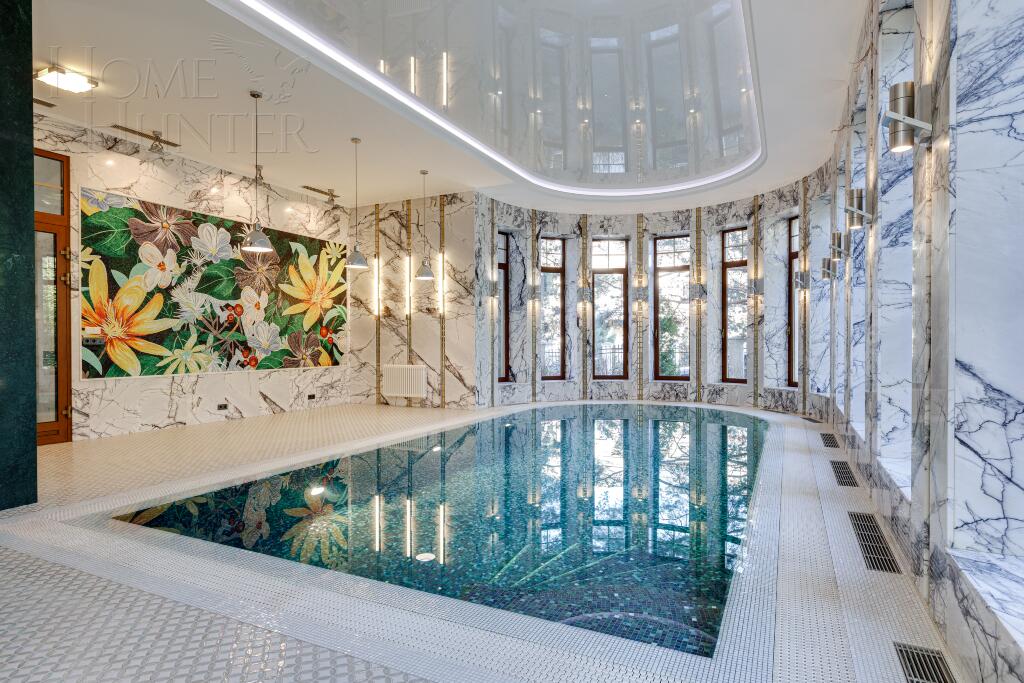 2-этажный коттедж 1 200 м² с отделкой