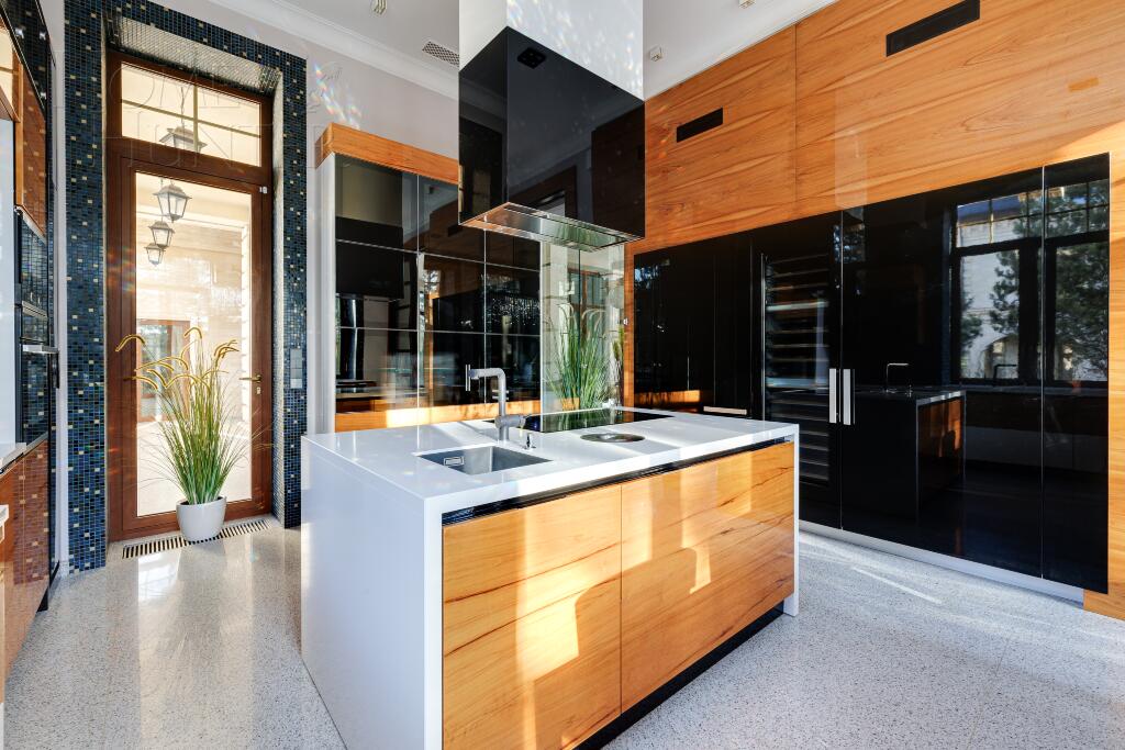 2-этажный коттедж 1 200 м² с отделкой