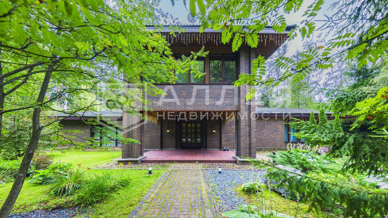 2-этажный коттедж 450 м² с отделкой