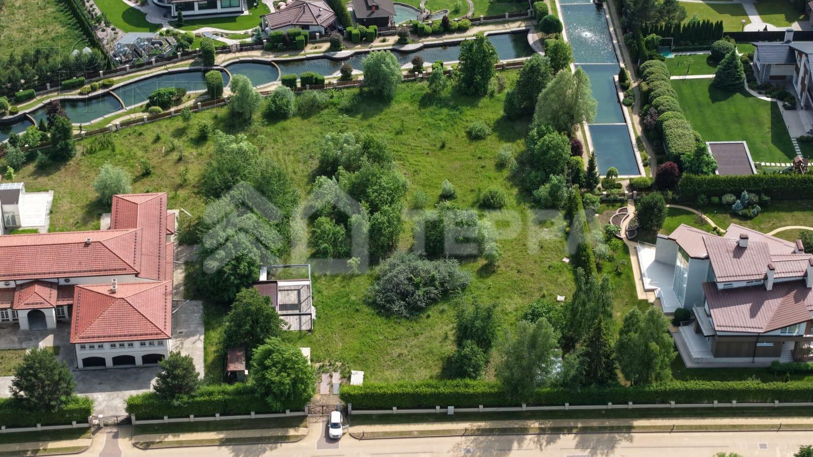 Участок 49 сот. в охраняемом поселке