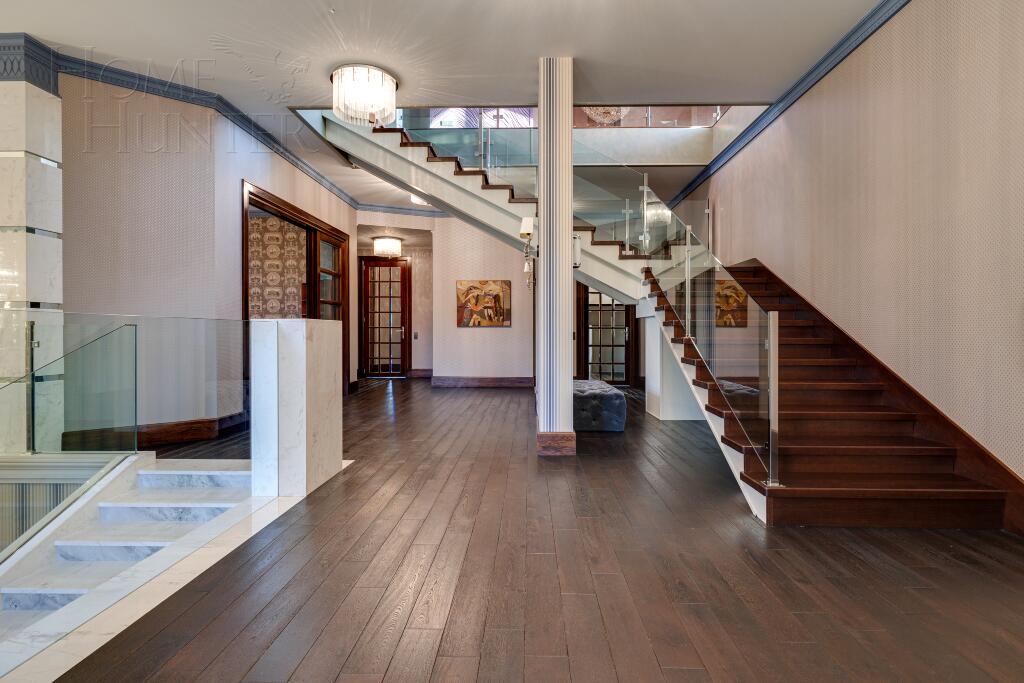 2-этажный коттедж 1 200 м² с отделкой