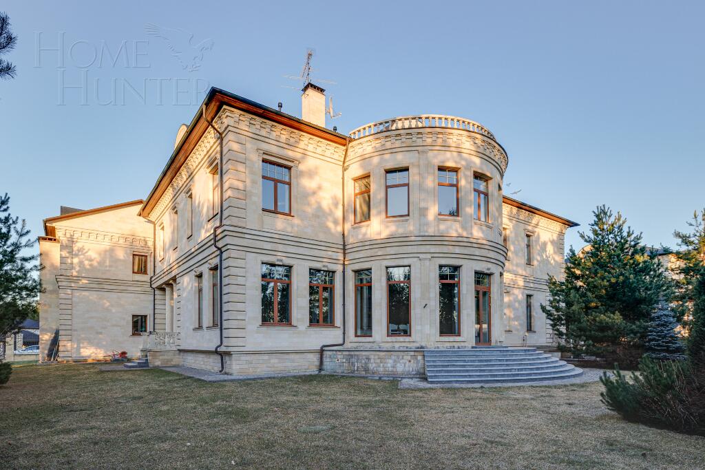 2-этажный коттедж 1 200 м² с отделкой