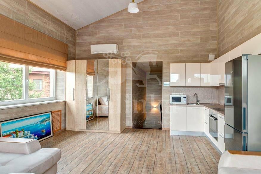 2-этажный коттедж 1 700 м² без отделки