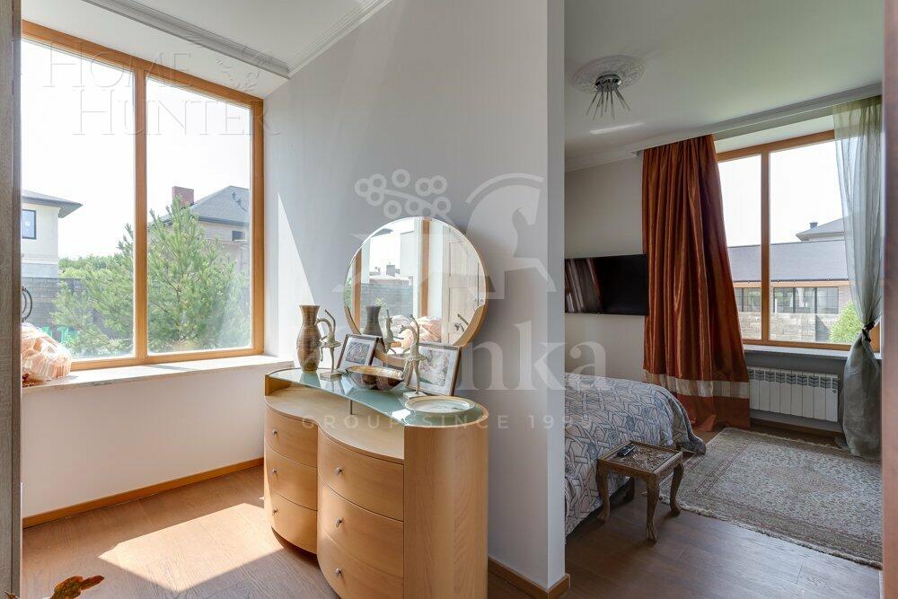 2-этажный коттедж 750 м² с отделкой