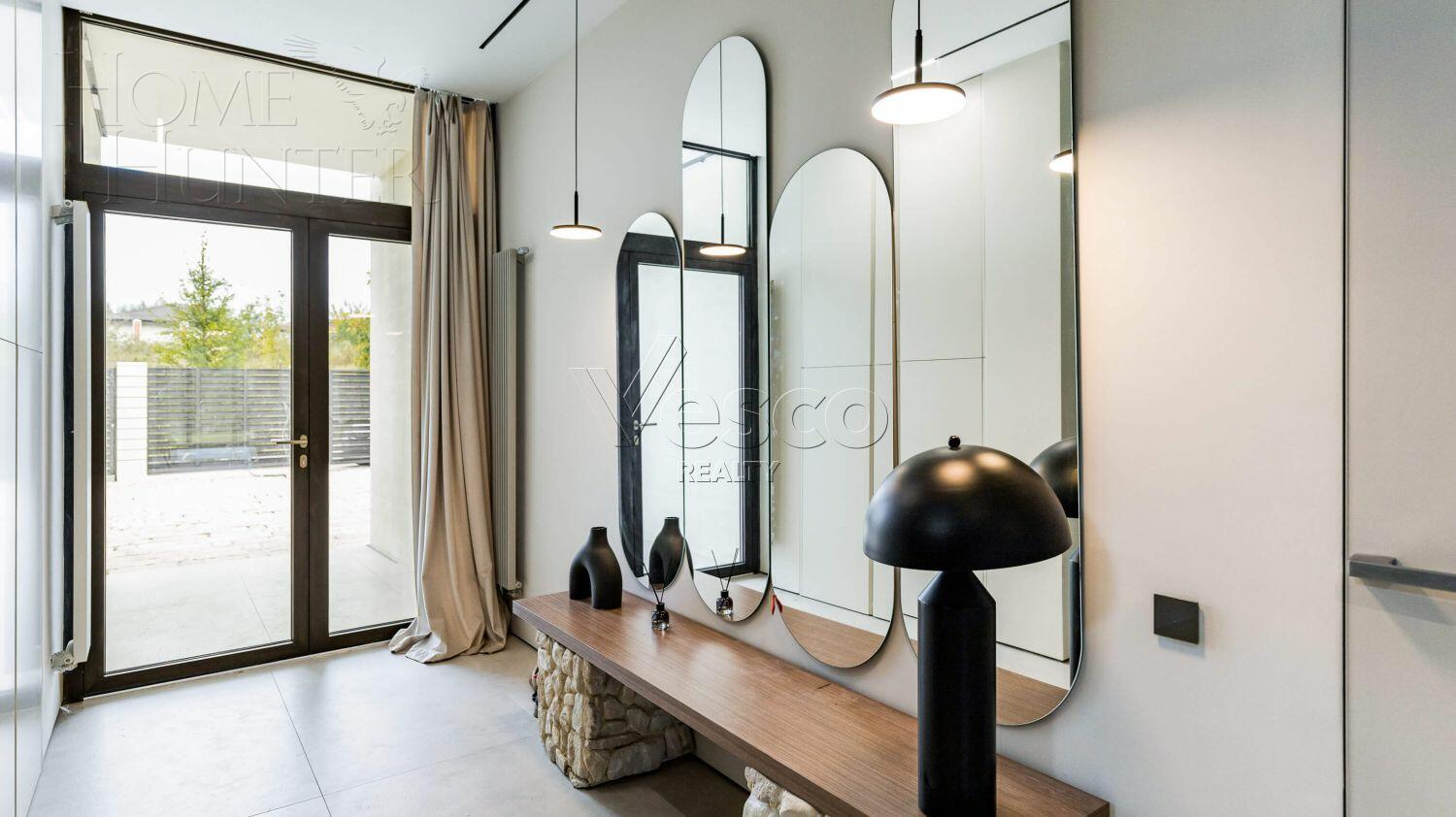 2-этажный коттедж 348 м² с отделкой