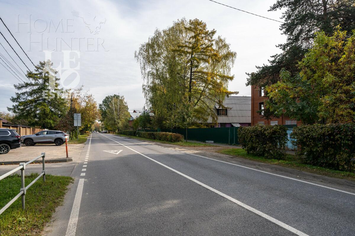 2-этажный коттедж 543.4 м² без отделки