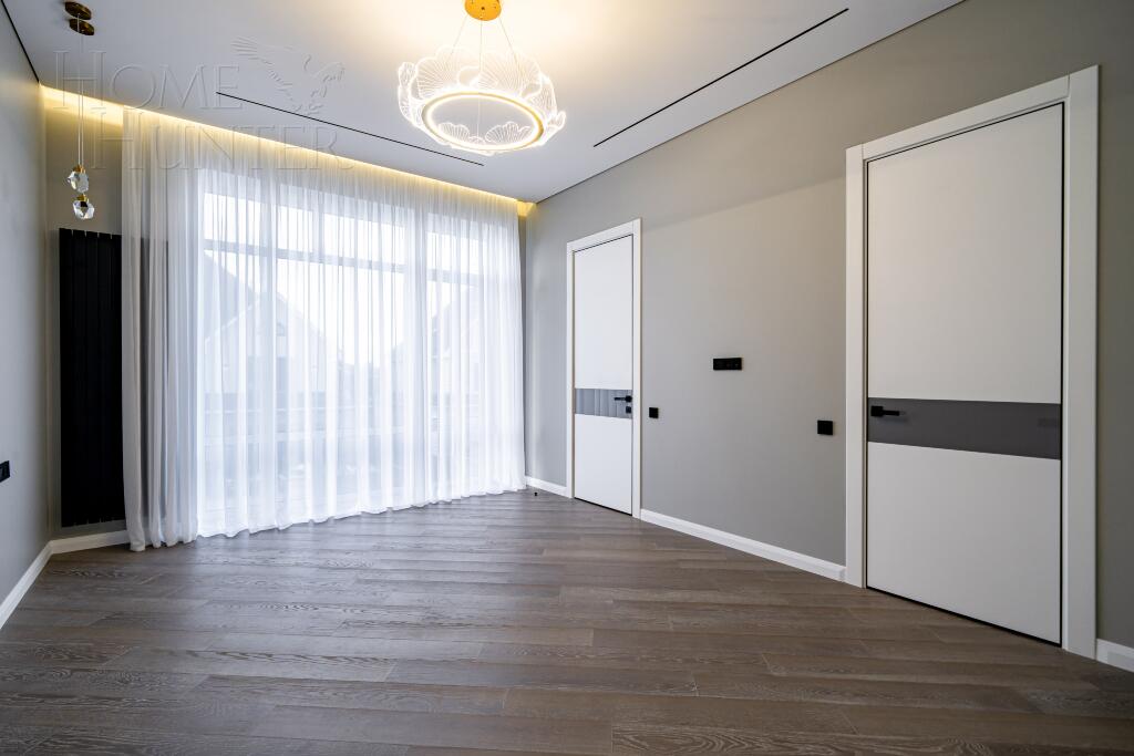 2-этажный коттедж 440 м² с отделкой