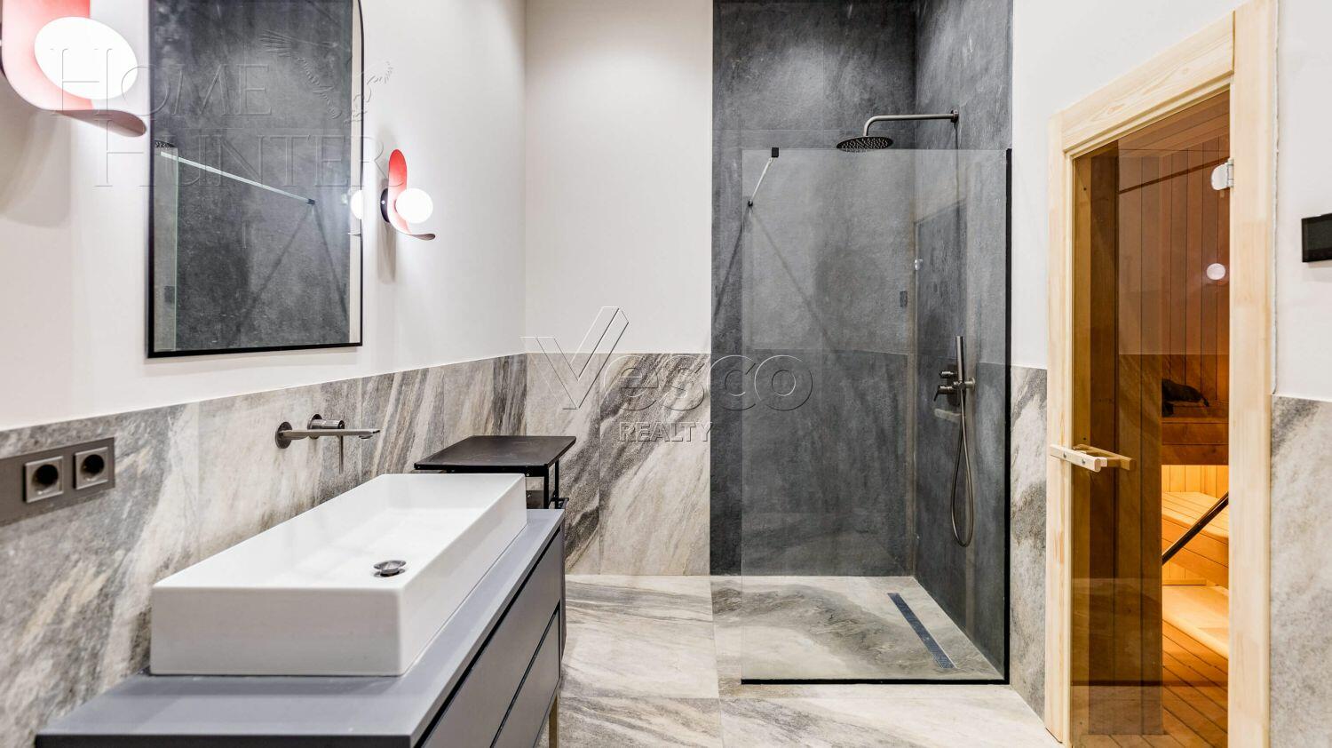 2-этажный коттедж 385 м² с отделкой