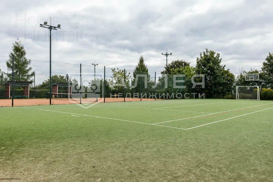 3-этажный коттедж 615 м² с отделкой