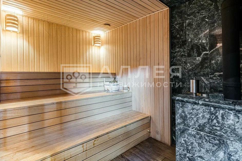 3-этажный коттедж 615 м² с отделкой