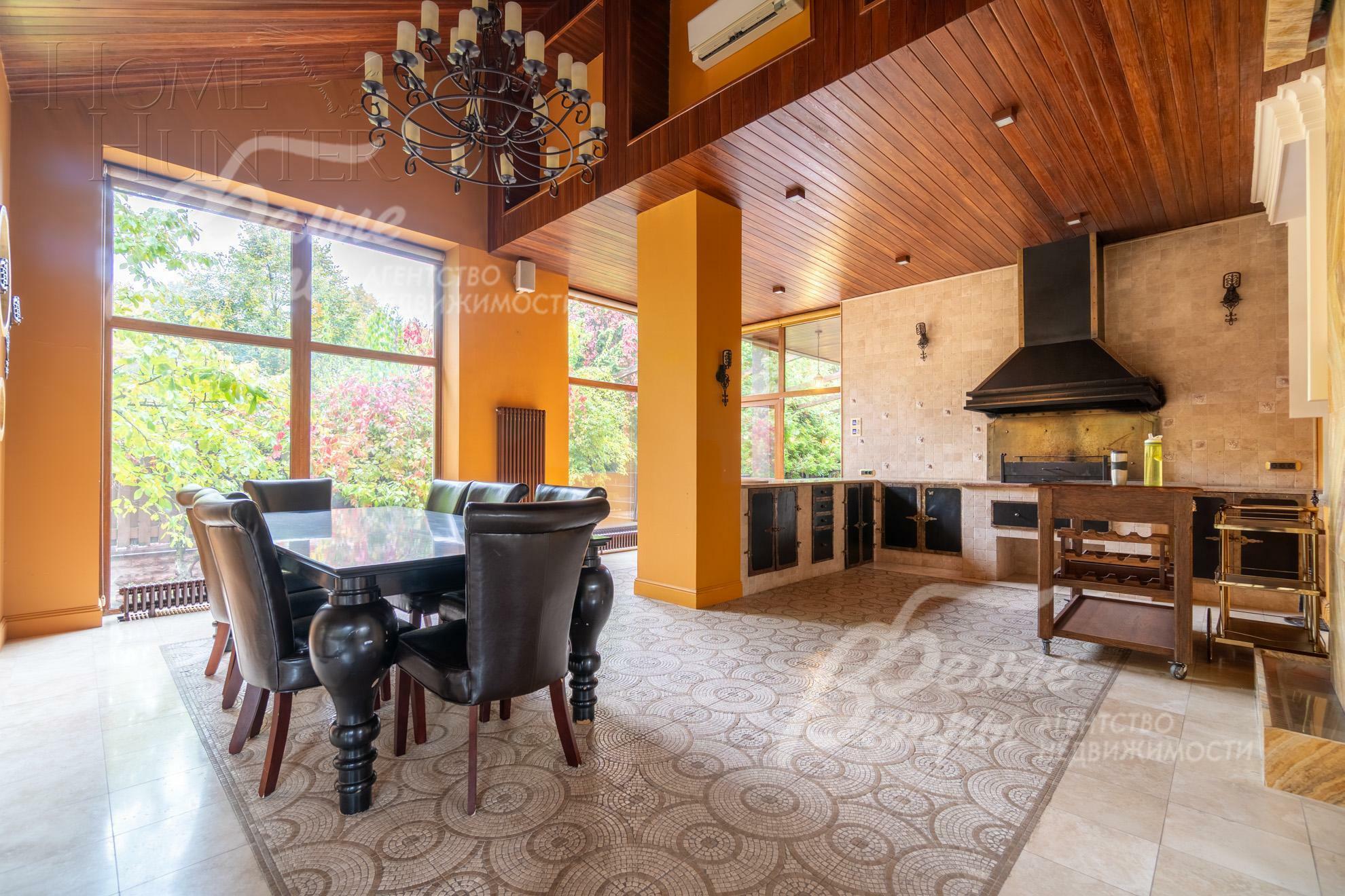 2-этажный коттедж 835 м² с отделкой