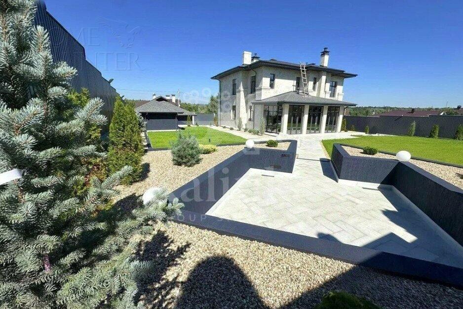 2-этажный коттедж 460 м² без отделки