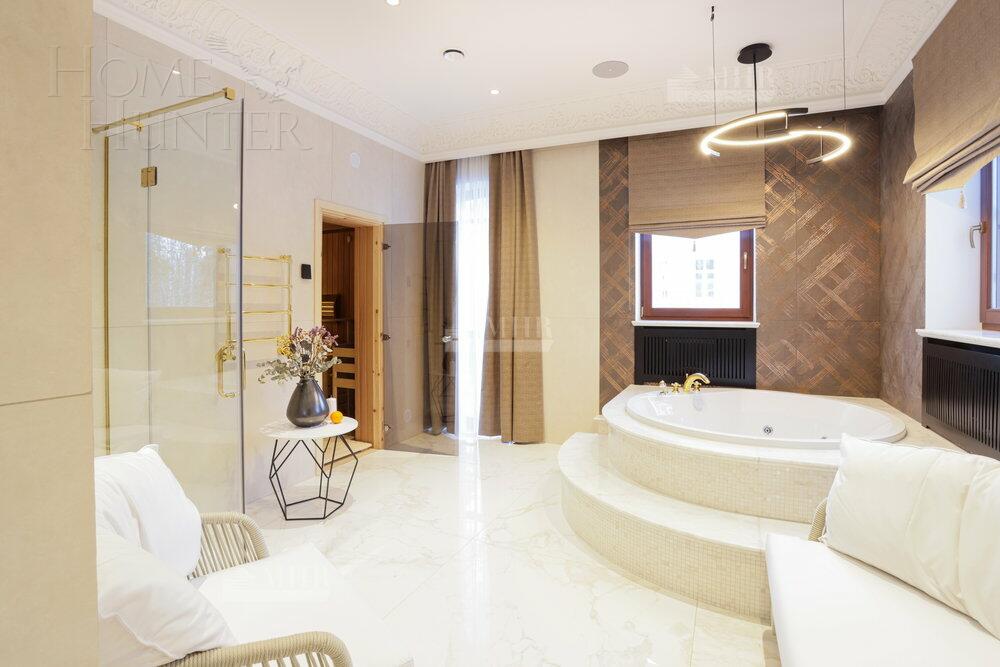 2-этажный коттедж 702 м² с отделкой