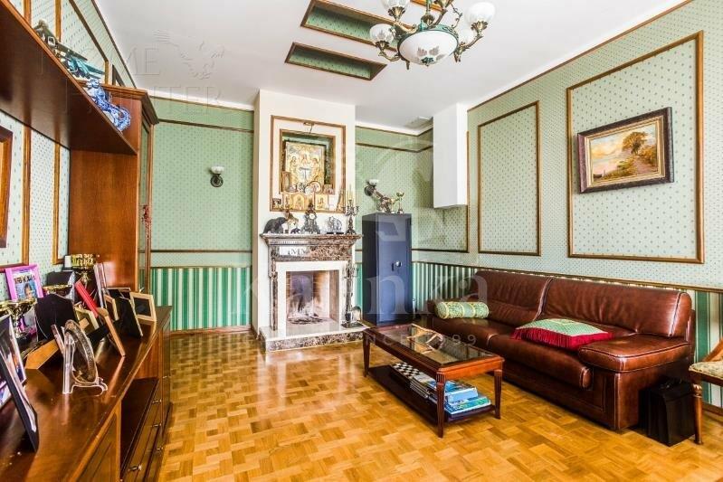 3-этажный коттедж 560 м² с отделкой