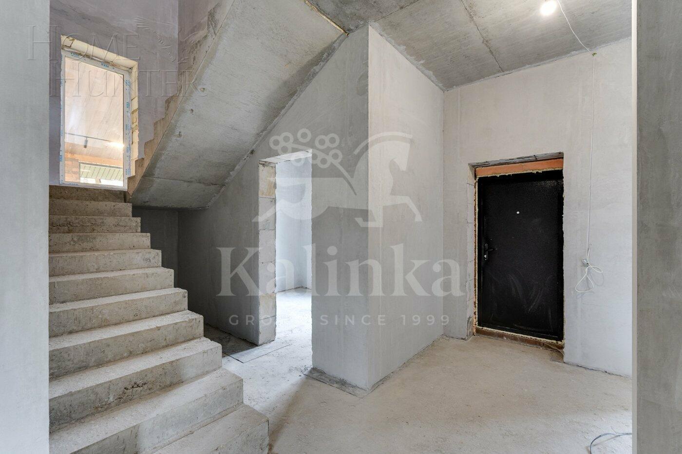 2-этажный коттедж 300 м² без отделки