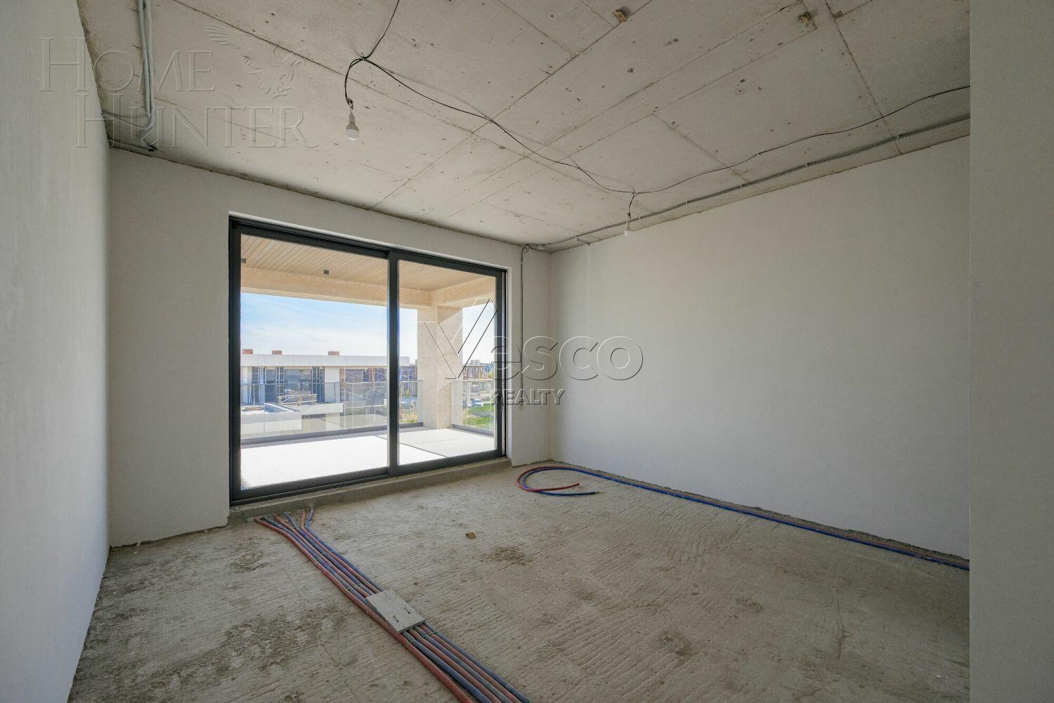 2-этажный коттедж 940 м² без отделки