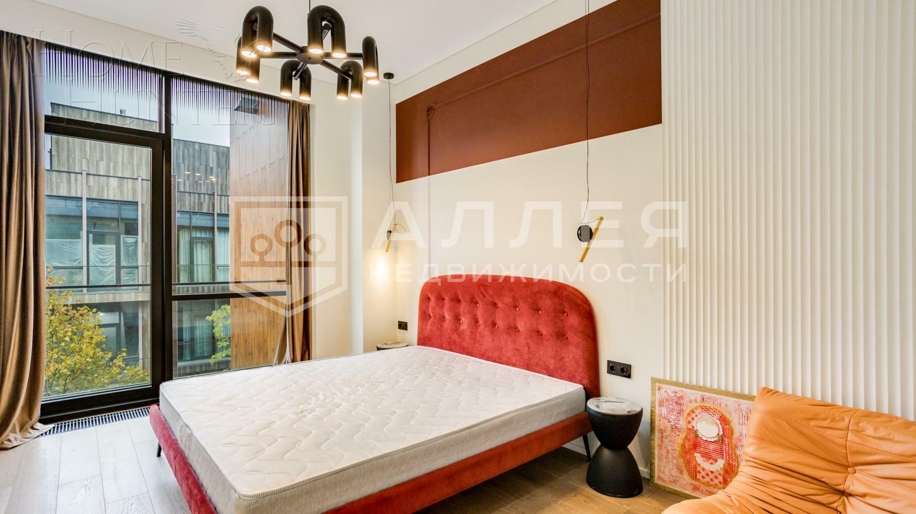 3-этажный таунхаус 240 м² с отделкой