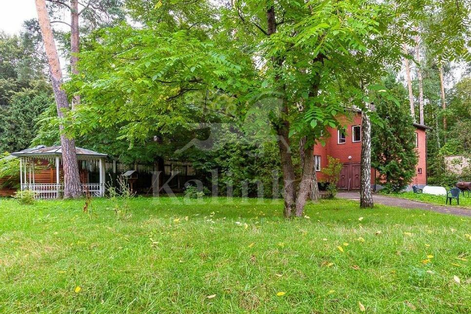 2-этажный коттедж 300 м² без отделки