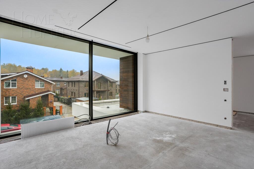 2-этажный коттедж 650 м² без отделки