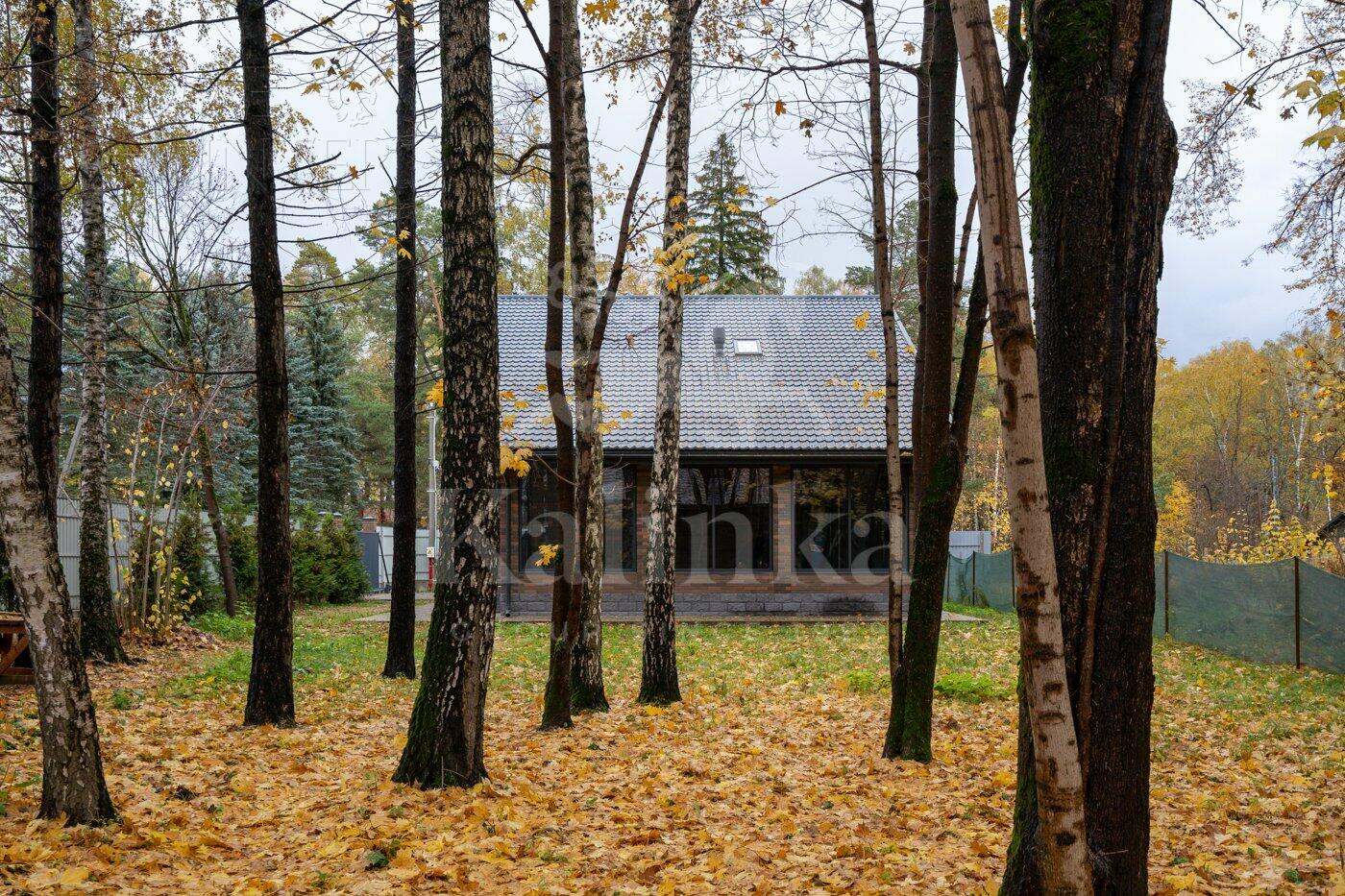 2-этажный коттедж 300 м² без отделки