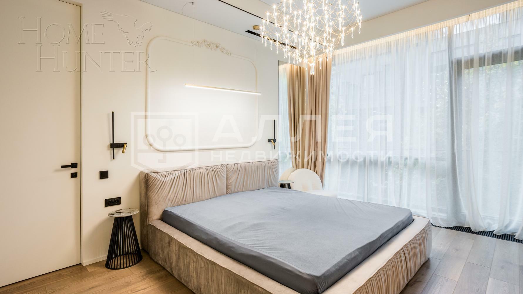 3-этажный таунхаус 240 м² с отделкой