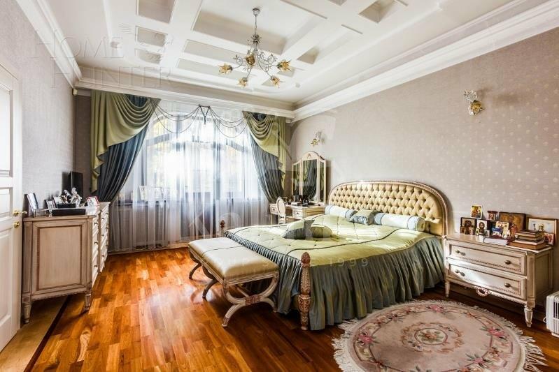 3-этажный коттедж 560 м² с отделкой