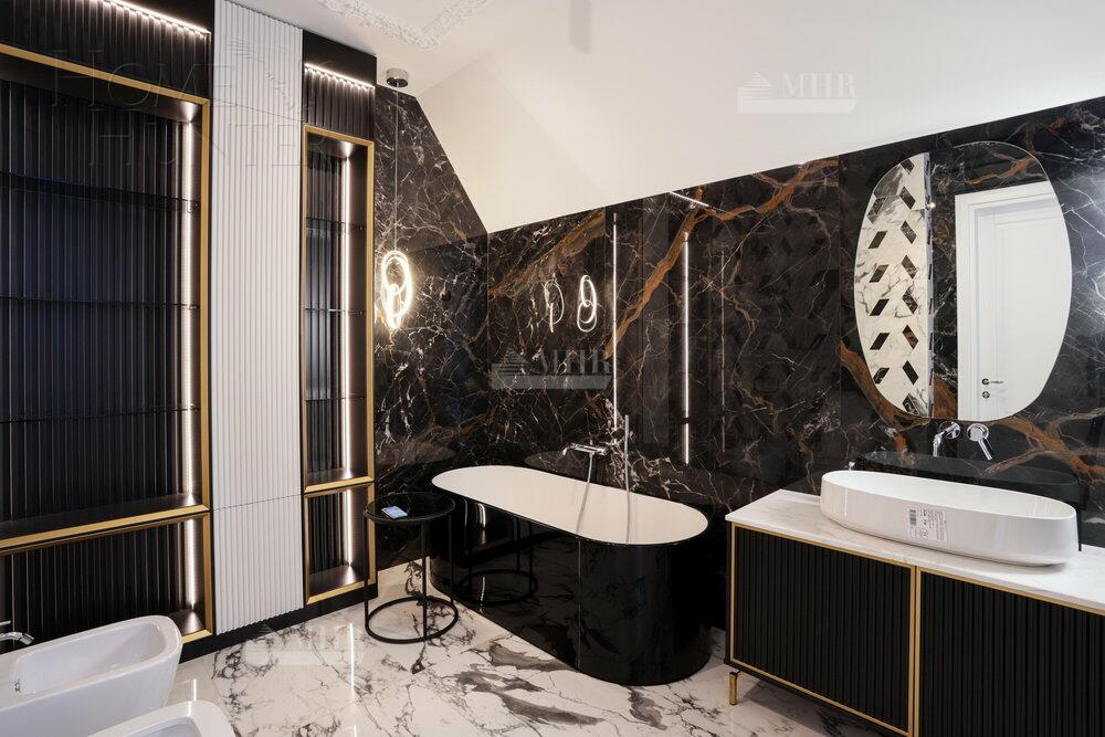 2-этажный коттедж 702 м² с отделкой