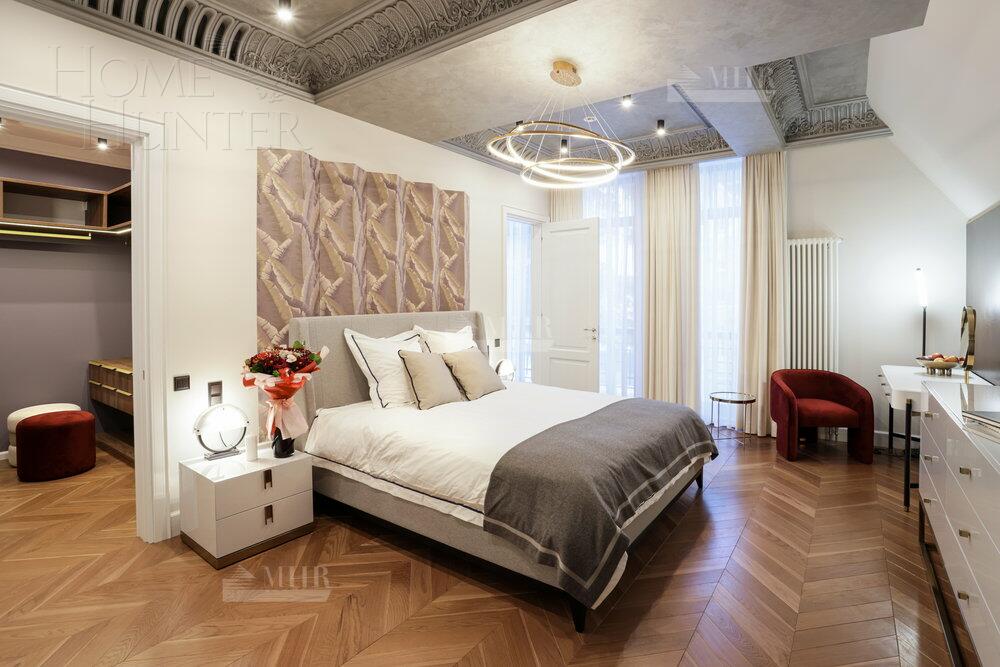 2-этажный коттедж 702 м² с отделкой