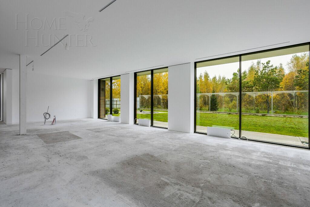 2-этажный коттедж 650 м² без отделки