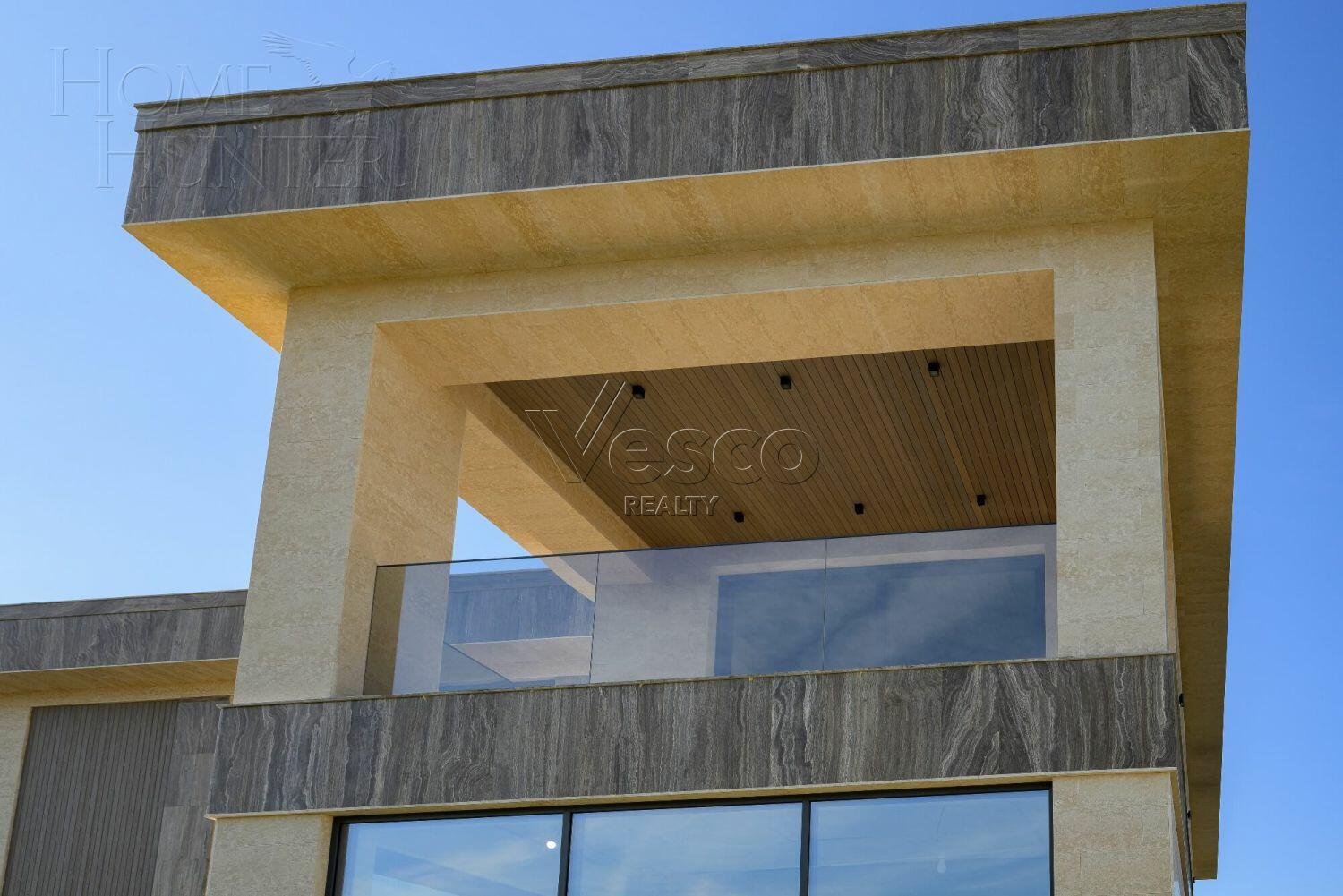 2-этажный коттедж 940 м² без отделки