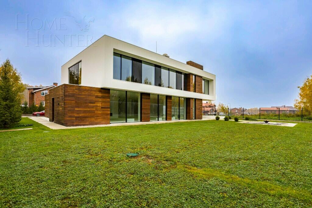 2-этажный коттедж 650 м² без отделки
